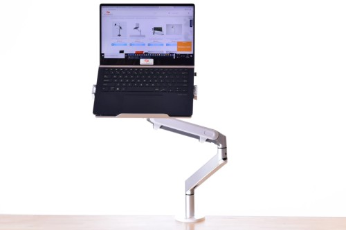 laptop na dlugim mocowaniu ze sprezyna gazowa.jpg